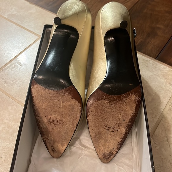 Gold pumps - Picture 6 of 6